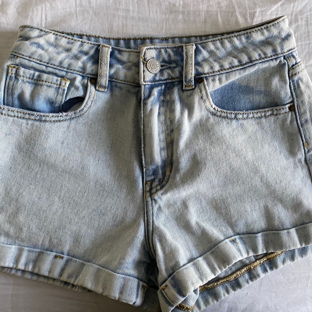 Pacsun Mom Shorts - Picture 1 of 3